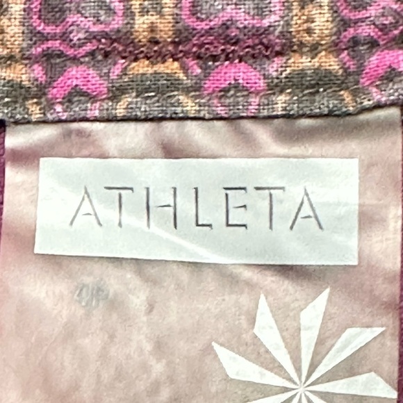 Athleta Corduroy Tulip Skirt Internal Drawstring, Back Pockets, Merlot/Plum EUC - Picture 9 of 12